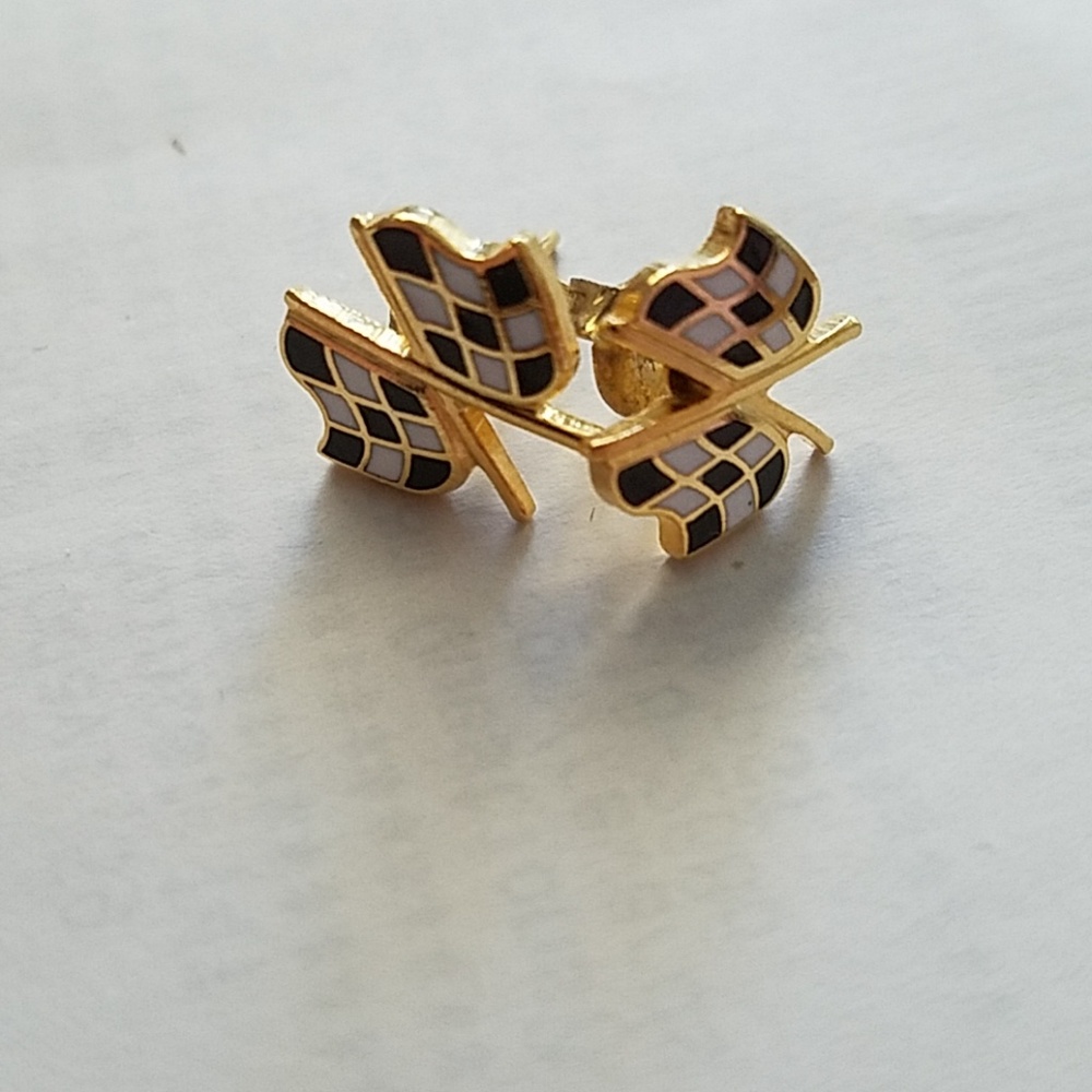 Finish Flag Earrings